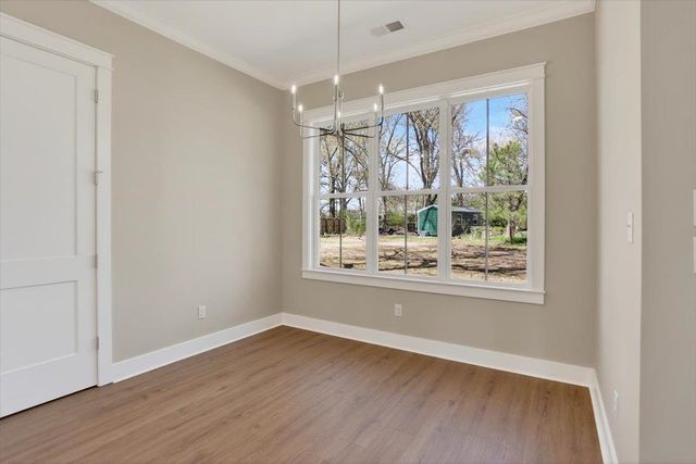 265 NEBHUT LN, Rossville, TN 38066