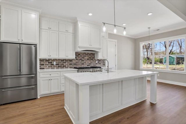 265 NEBHUT LN, Rossville, TN 38066