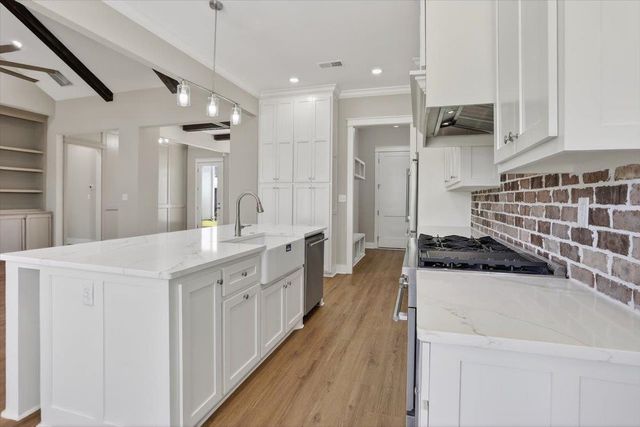 265 NEBHUT LN, Rossville, TN 38066