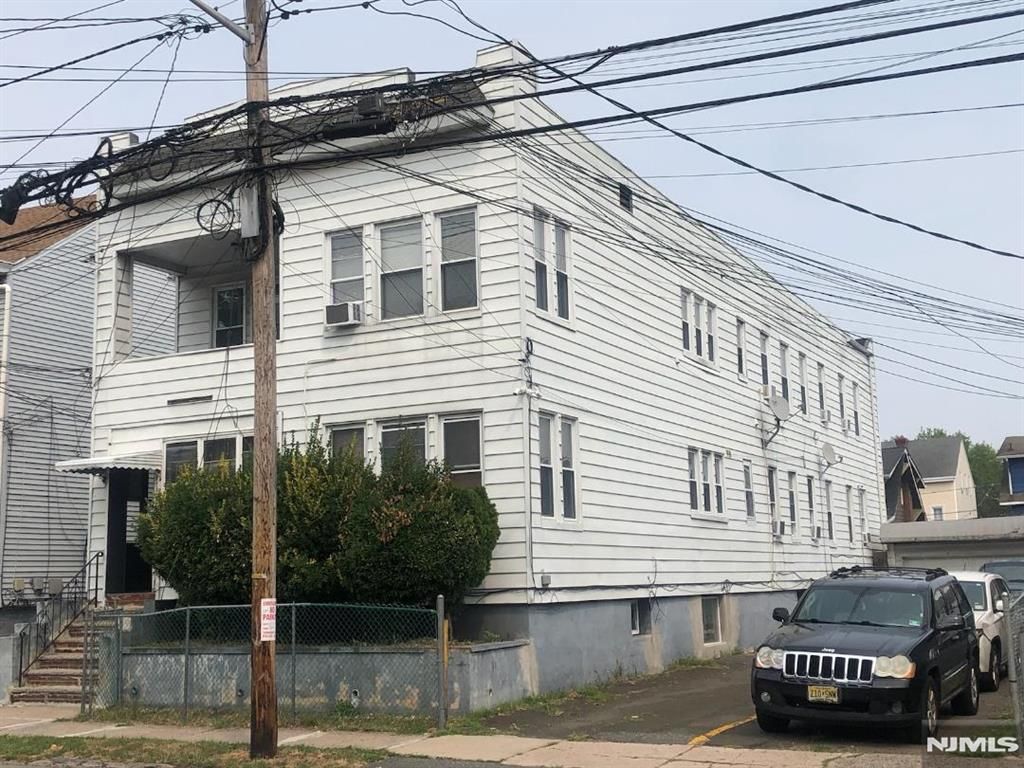 449 E 27th Street, Paterson, NJ 07514