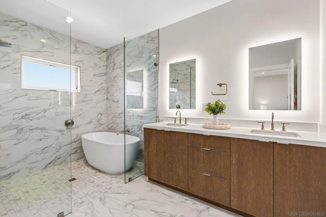 107 Edgeburt, Encinitas, CA 92024
