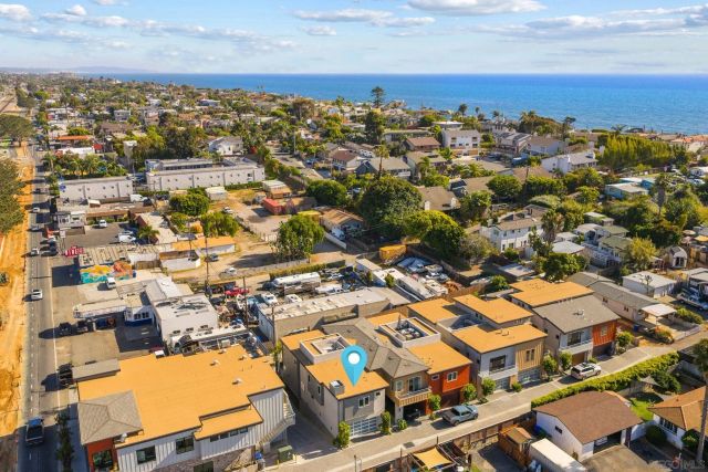 107 Edgeburt, Encinitas, CA 92024