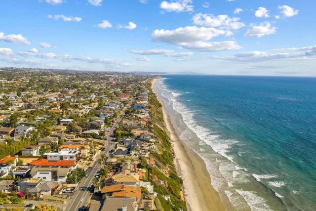 107 Edgeburt, Encinitas, CA 92024