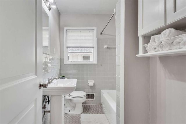 2774 Overlook Drive, Atlanta, GA 30345