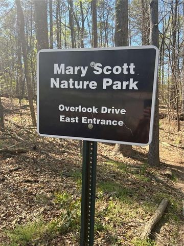 2774 Overlook Drive, Atlanta, GA 30345