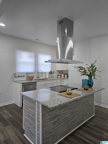 3105 AVENUE J, Birmingham, AL 35218