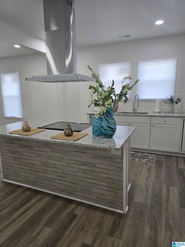 3105 AVENUE J, Birmingham, AL 35218