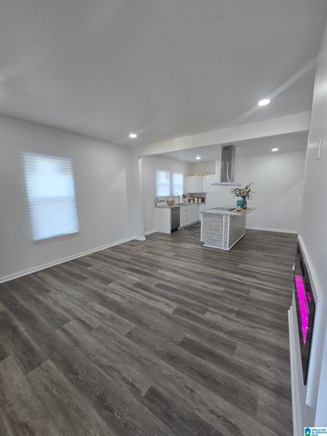 3105 AVENUE J, Birmingham, AL 35218