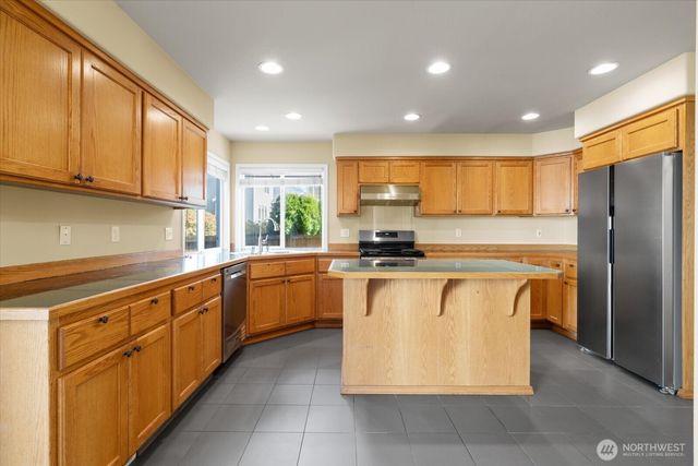 17608 13th Avenue W, Lynnwood, WA 98037