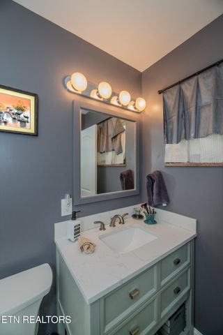 7909 Livingston Drive, Knoxville, TN 37919