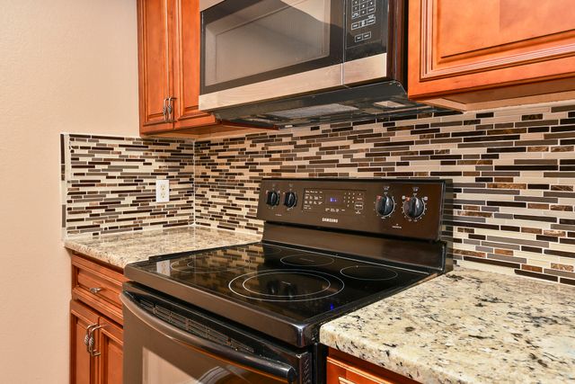 3925 South Jefferson Avenue 45, Springfield, MO 65807