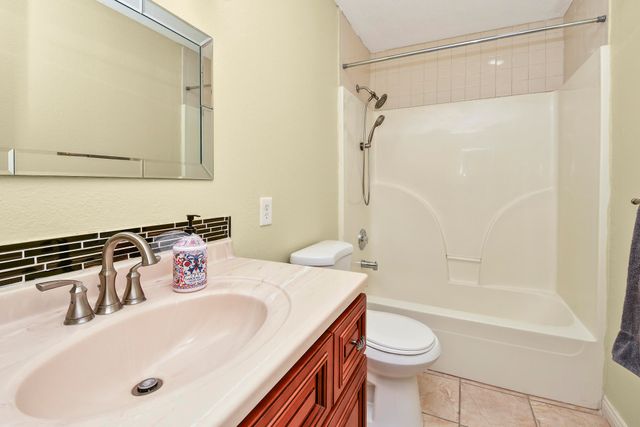 3925 South Jefferson Avenue 45, Springfield, MO 65807