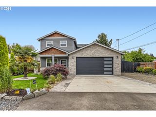 1450 Ne SUNRISE Ln, Hillsboro, OR 97124