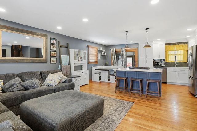 16309 66th Court, Tinley Park, IL 60477