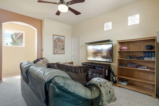 4848 Petra Pointe Circle NW, Albuquerque, NM 87120