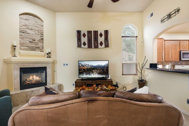 4848 Petra Pointe Circle NW, Albuquerque, NM 87120