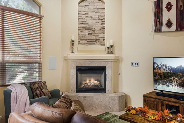 4848 Petra Pointe Circle NW, Albuquerque, NM 87120