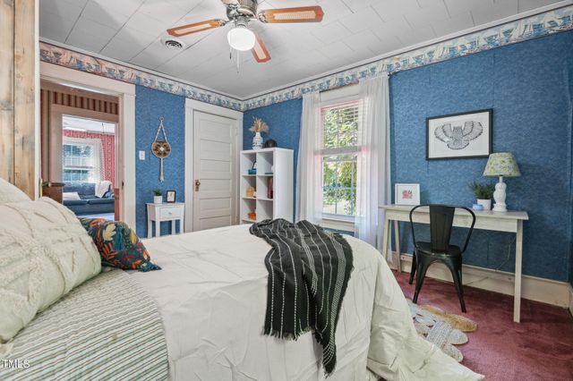 210 Peachtree Street, Roxboro, NC 27573