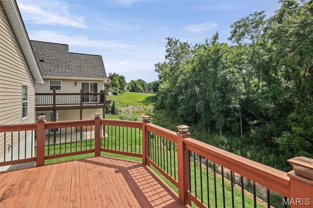 2423 Shiva Court, Ballwin, MO 63011
