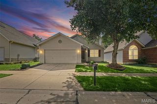 2423 Shiva Court, Ballwin, MO 63011