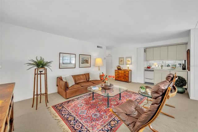 311 E MORSE BOULEVARD 7-11, Winter Park, FL 32789