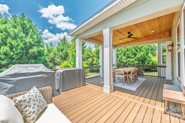 1824 Laveta Road, Charlotte, NC 28269