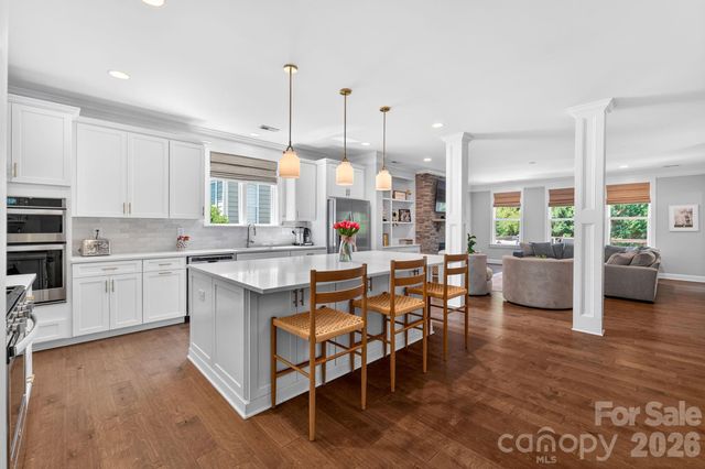 1824 Laveta Road, Charlotte, NC 28269
