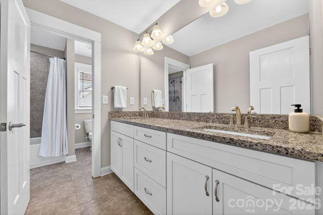 1824 Laveta Road, Charlotte, NC 28269