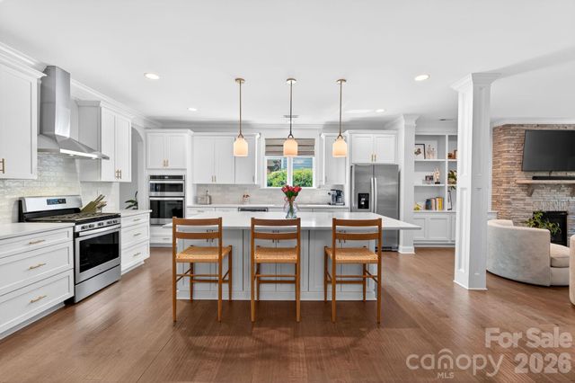 1824 Laveta Road, Charlotte, NC 28269