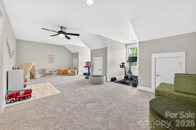 1824 Laveta Road, Charlotte, NC 28269