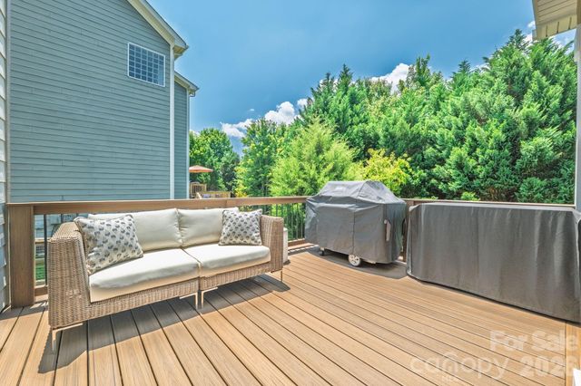 1824 Laveta Road, Charlotte, NC 28269