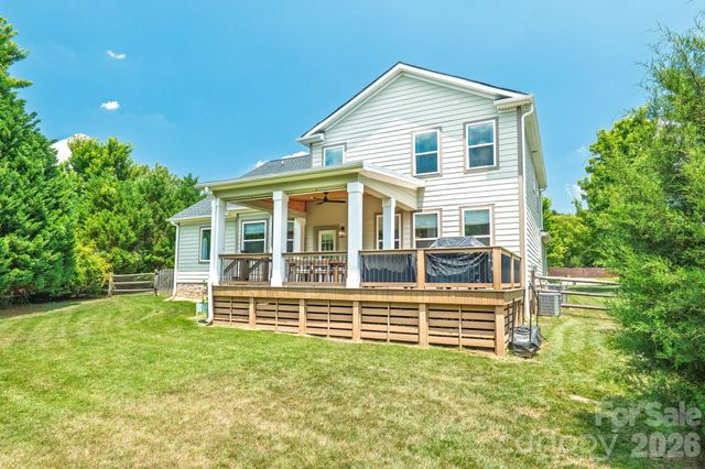 1824 Laveta Road, Charlotte, NC 28269