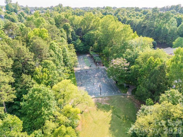 1824 Laveta Road, Charlotte, NC 28269