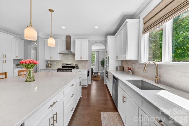 1824 Laveta Road, Charlotte, NC 28269
