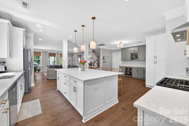 1824 Laveta Road, Charlotte, NC 28269