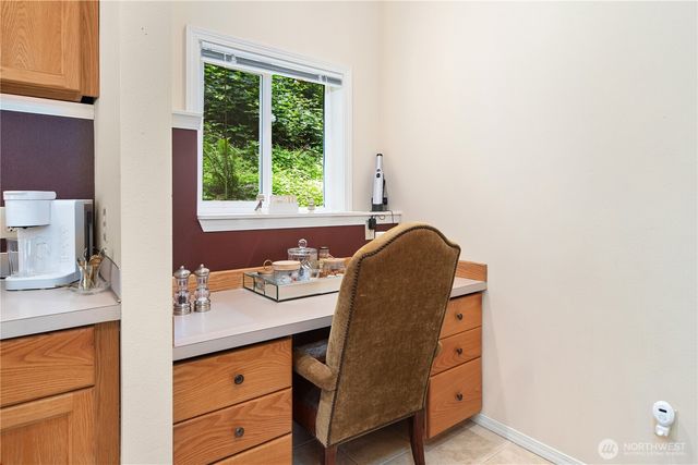 1524 Marine Drive, Bremerton, WA 98312