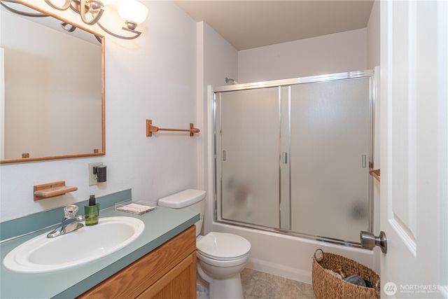 1524 Marine Drive, Bremerton, WA 98312