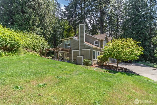 1524 Marine Drive, Bremerton, WA 98312