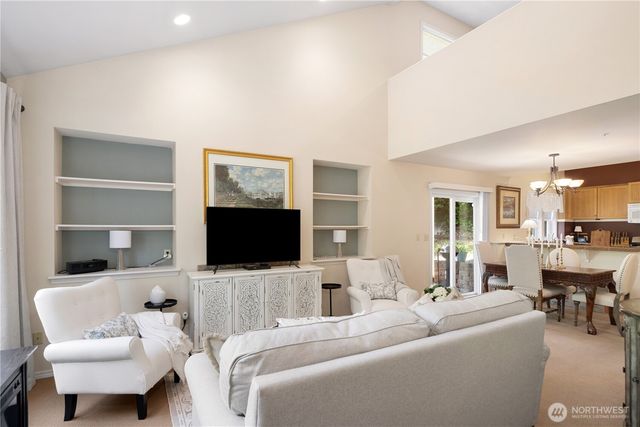 1524 Marine Drive, Bremerton, WA 98312
