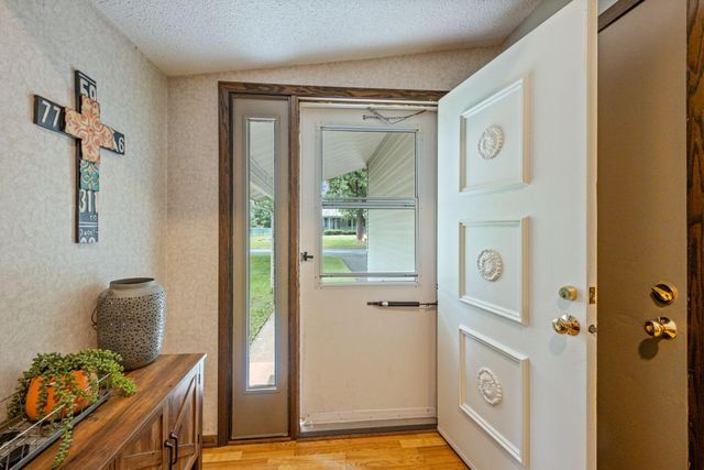 2407 Spruce Place, White Bear Lake, MN 55110