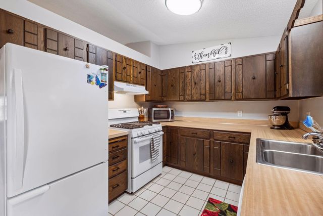 2407 Spruce Place, White Bear Lake, MN 55110