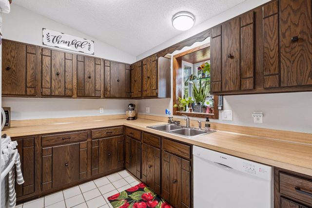 2407 Spruce Place, White Bear Lake, MN 55110