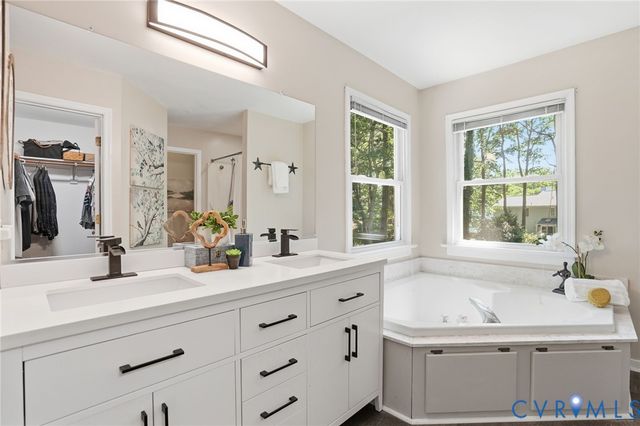 9203 Fetlock Dr, Mechanicsville, VA 23116