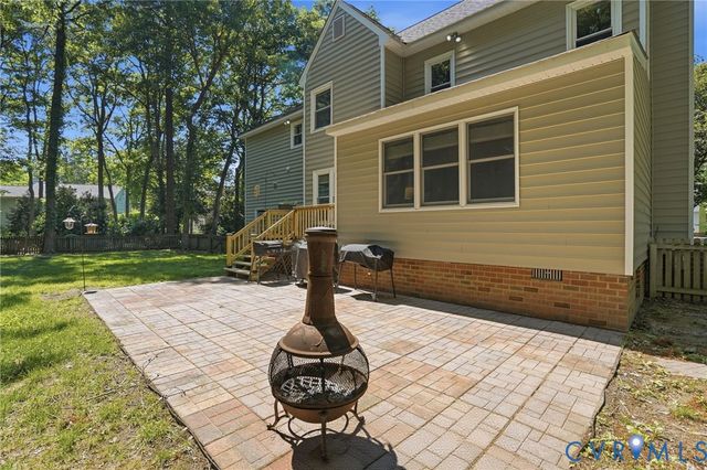 9203 Fetlock Dr, Mechanicsville, VA 23116