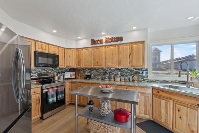 63210 Deschutes Market Road, Bend, OR 97701