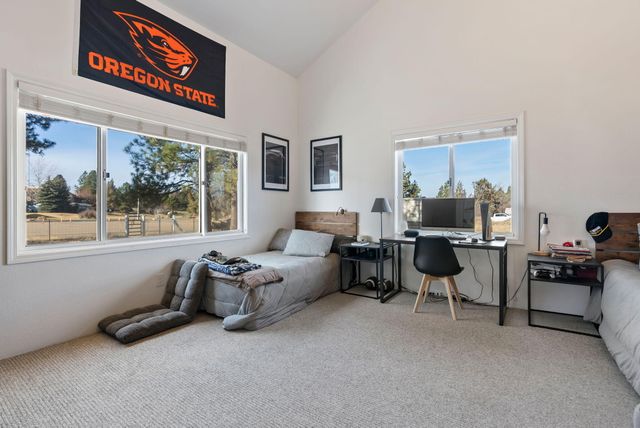 63210 Deschutes Market Road, Bend, OR 97701