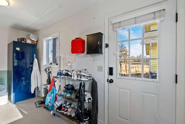 63210 Deschutes Market Road, Bend, OR 97701