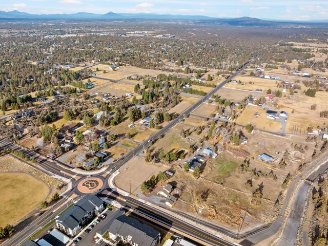 63210 Deschutes Market Road, Bend, OR 97701