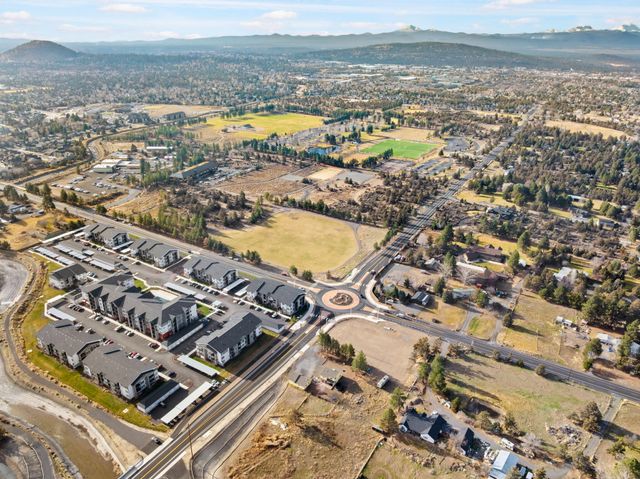 63210 Deschutes Market Road, Bend, OR 97701