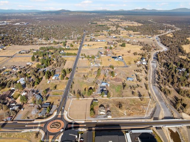 63210 Deschutes Market Road, Bend, OR 97701